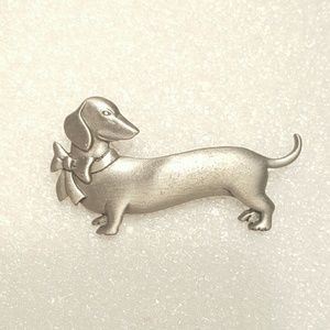 Vintage Brooch Dachshund Dog with Bow Collar
